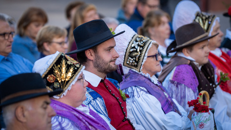 Motnik z novo kanalizacijo, čistilno napravo in urejenim trškim jedrom (8)